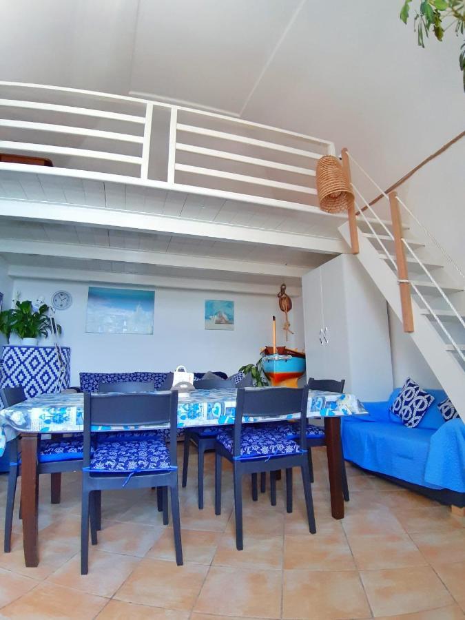 La Casa Azzurra Appartement Procida Buitenkant foto